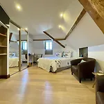 Maison Dihinxenea 3* 위스타리츠