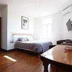 B&B Maison Dihinxenea 위스타리츠