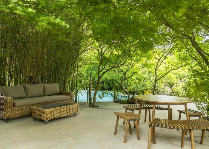 Maison Dihinxenea Bed & Breakfast