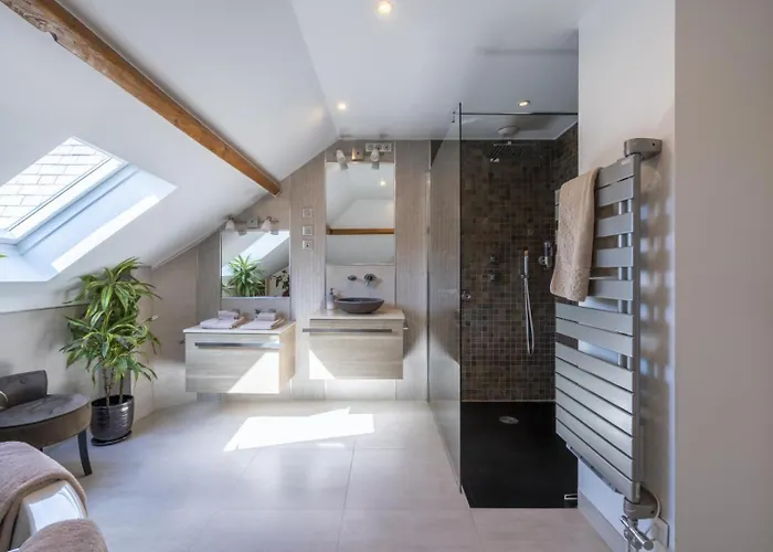 Maison Dihinxenea Bed & Breakfast 3*