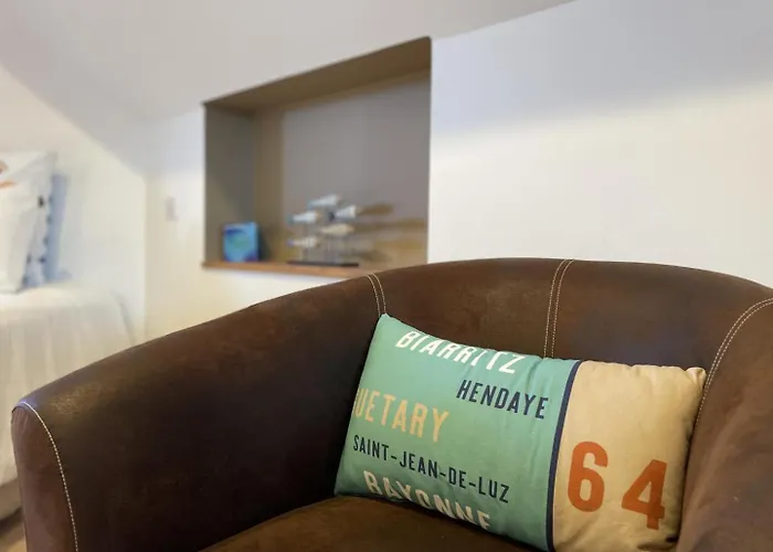 Maison Dihinxenea Bed & Breakfast Ustaritz