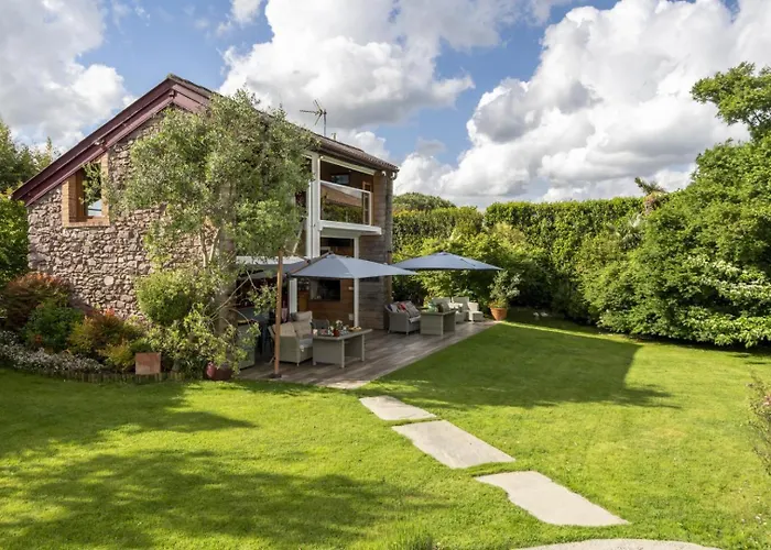 Maison Dihinxenea Bed & Breakfast 3*